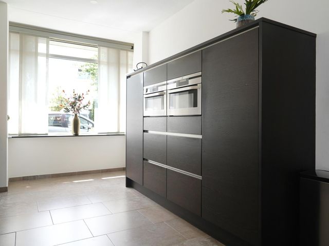 Koolhovenlaan 13, Tilburg