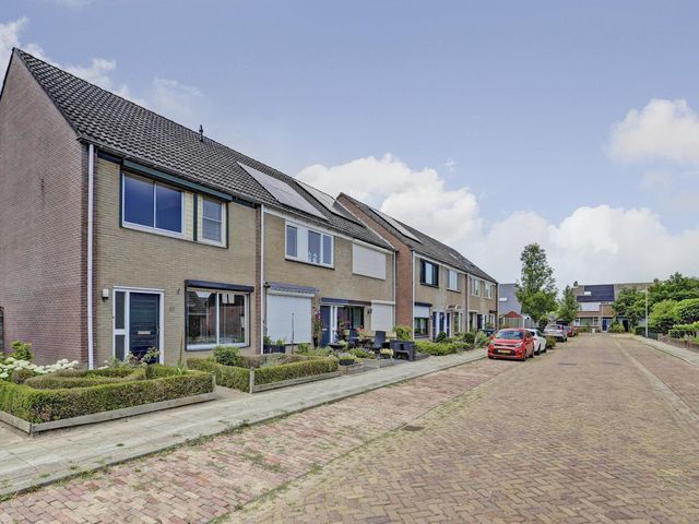 Prinses Wilhelminastraat 15, Baarland