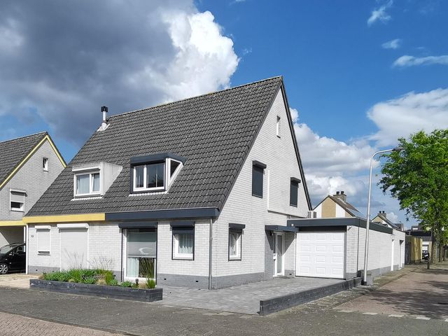 Keizersveerlaan 44, Tilburg