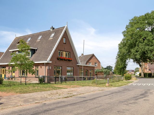 Kapelweg 28, Sinderen