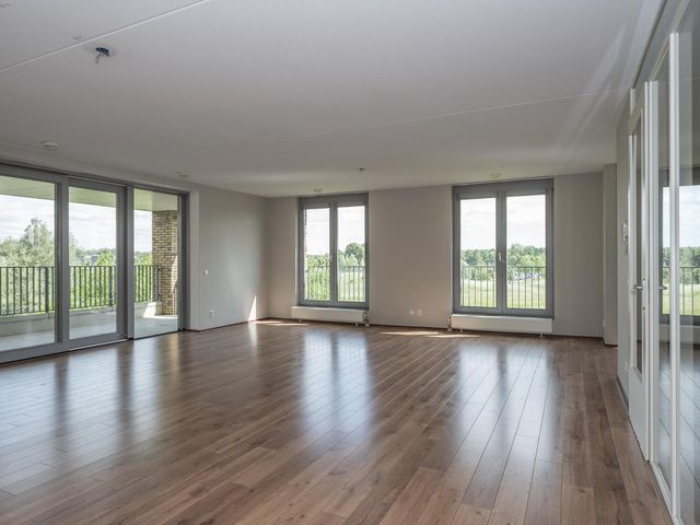 Atletenbaan 96B, Maastricht
