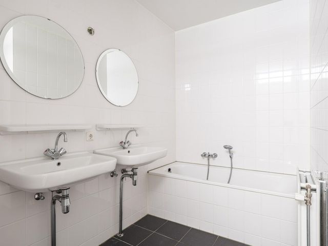 Atletenbaan 92B, Maastricht