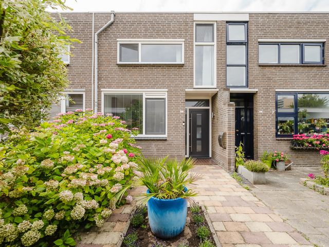 Kaar 42, Hoogvliet Rotterdam