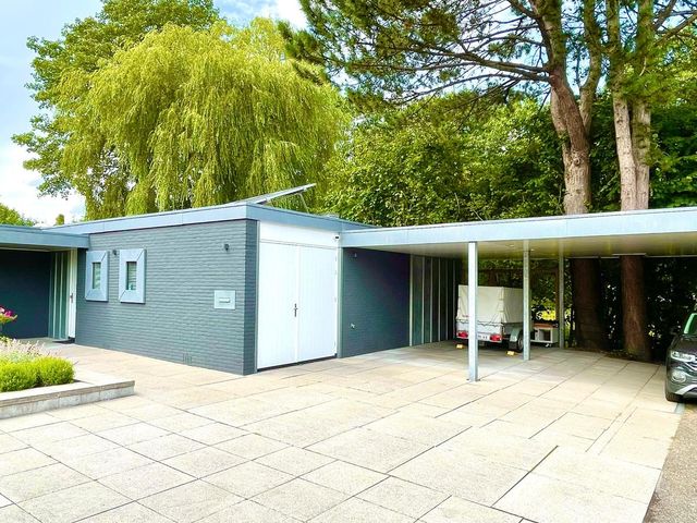 Lindenlaan 3, Hoogeveen
