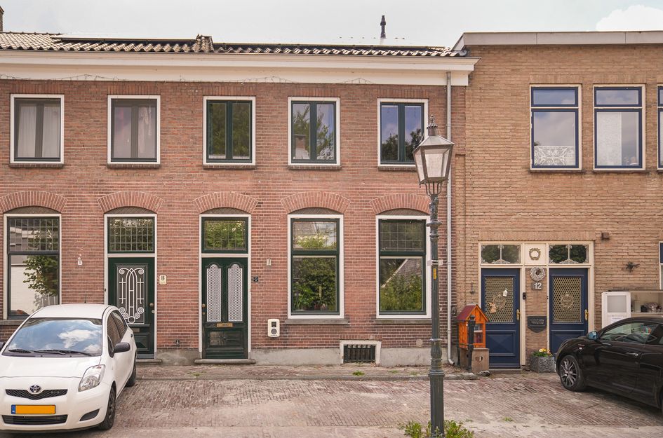 Voorstraat 14