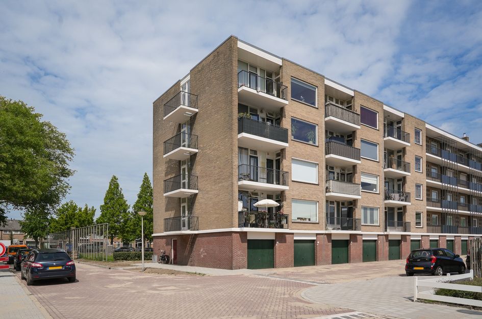 Oranjehof 77
