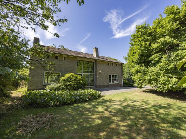 Antwerpse Baan 1, Helvoirt