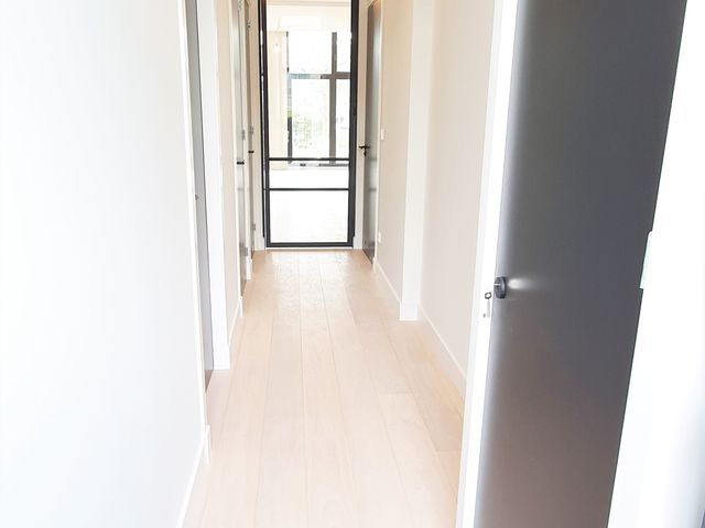 Hilledijk 83A, Rotterdam