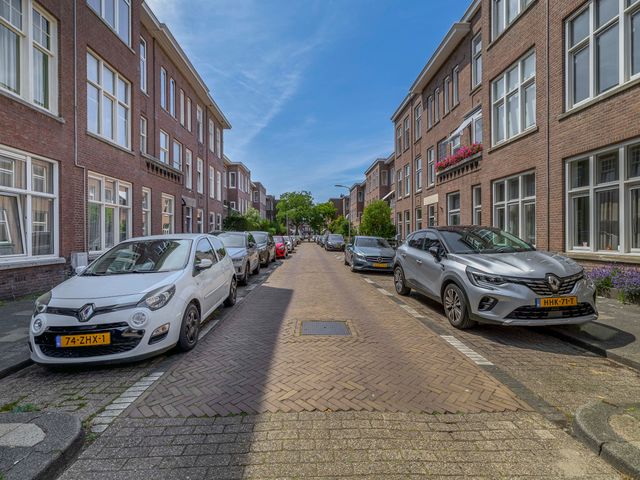 Sneeuwbalstraat 62, Den Haag