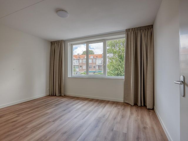 Ouverturestraat 36B, 'S-Gravenhage