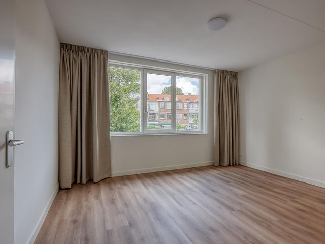 Ouverturestraat 36C, 'S-Gravenhage