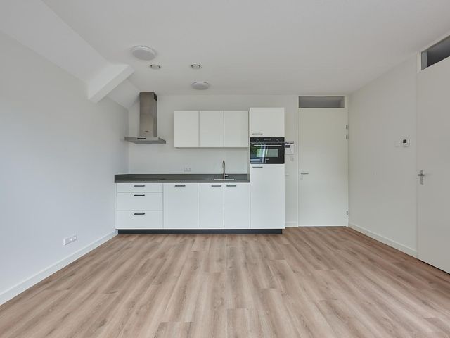 Ouverturestraat 36D, 'S-Gravenhage
