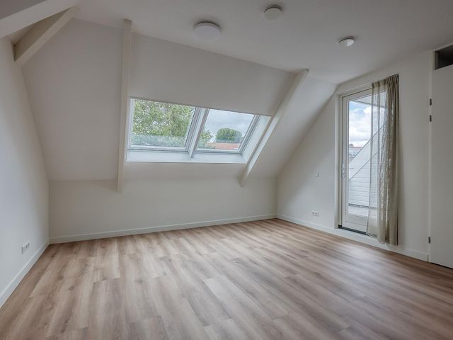 Ouverturestraat 36E, 'S-Gravenhage