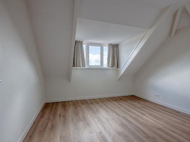 Ouverturestraat 36E, 'S-Gravenhage