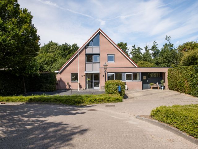 Meteoorbaan 9, Franeker