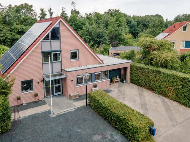 Meteoorbaan 9, Franeker