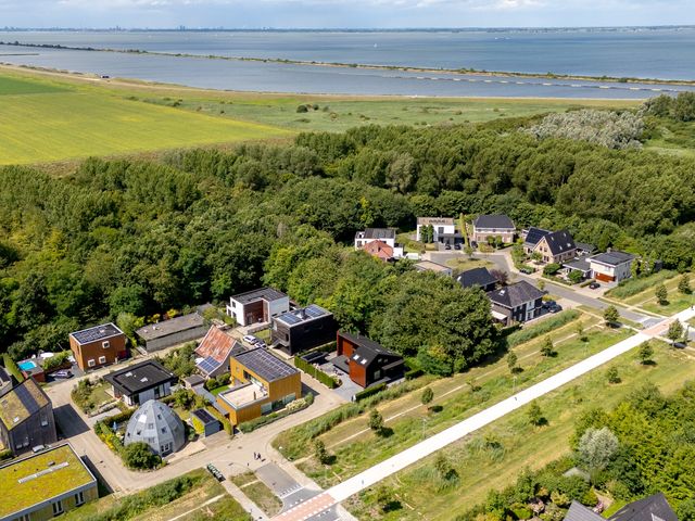 De Eenvoud 15, Almere