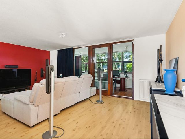 Anjerstraat 10, Almere