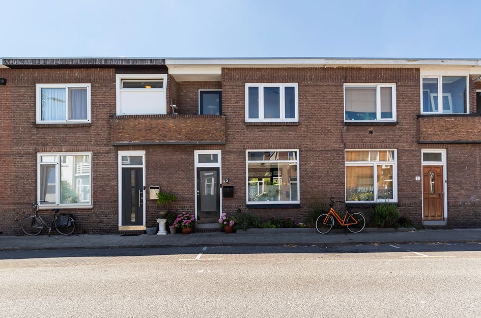 Jacob van Lennepstraat 5