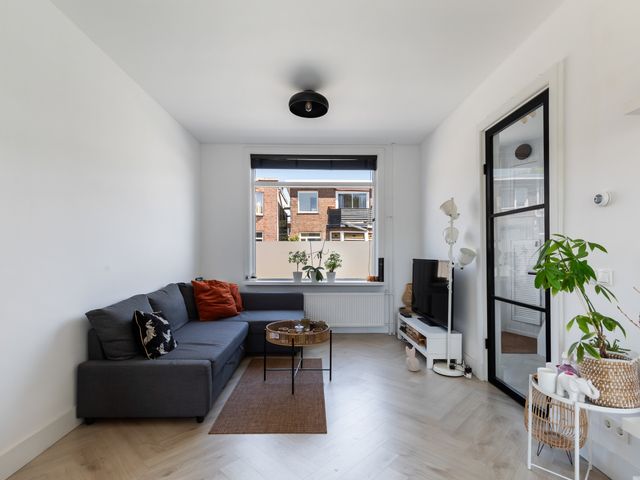 Jacob van Lennepstraat 5, Dordrecht