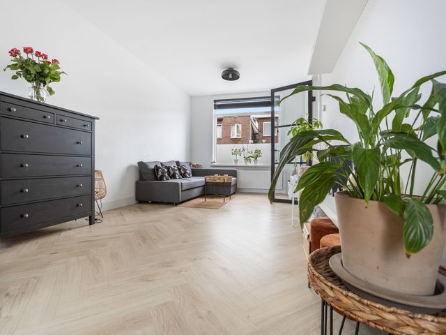 Jacob van Lennepstraat 5, Dordrecht