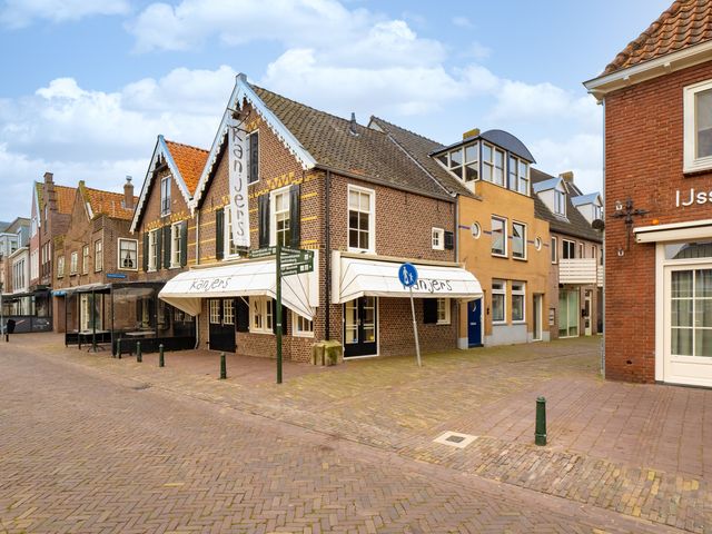 Oude Schans 9, Bunschoten-Spakenburg