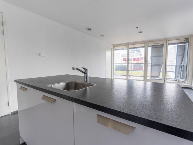 Kruisplein 608, Rotterdam
