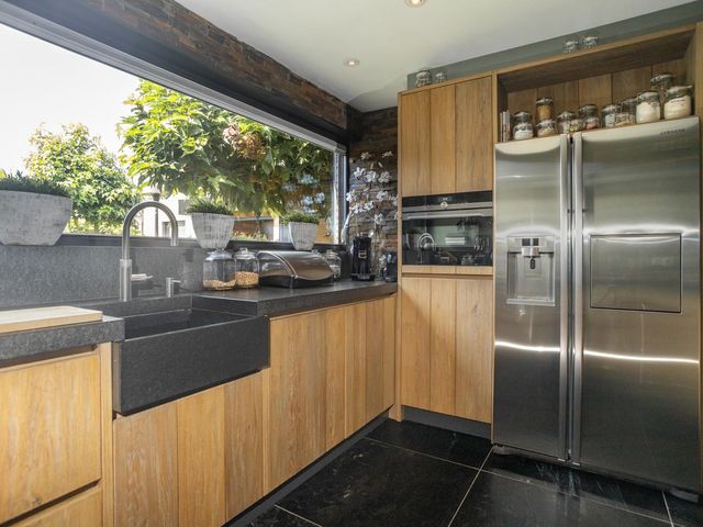 Loosdorpstraat 6, Tilburg