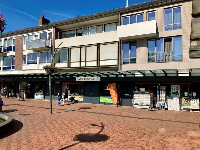 Het Ruim 44, Dronten