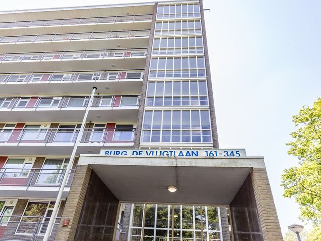 Burgemeester de Vlugtlaan 325, Amsterdam