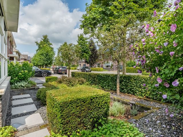 Molckenbourstraat 1, Hardenberg