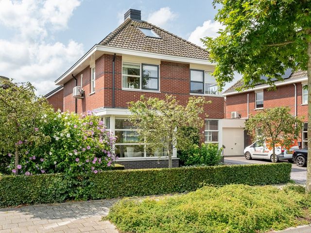 Molckenbourstraat 1, Hardenberg