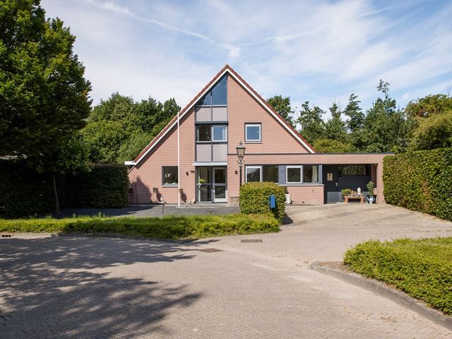 Meteoorbaan 9, Franeker