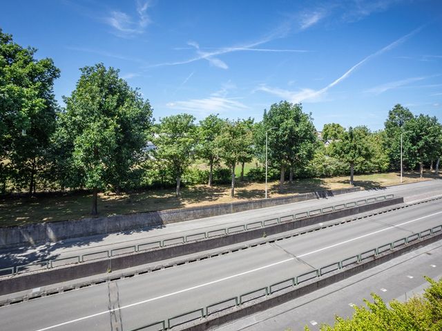De Klok 76, Vlijmen