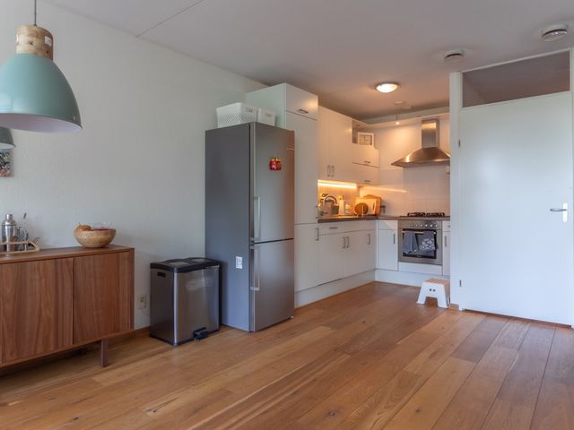De Klok 76, Vlijmen
