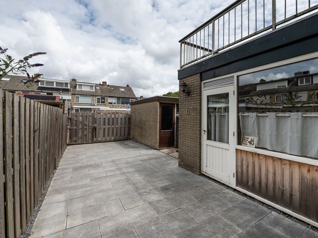 De Bras 4, Heenvliet