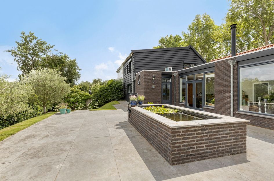 Molendijk 15