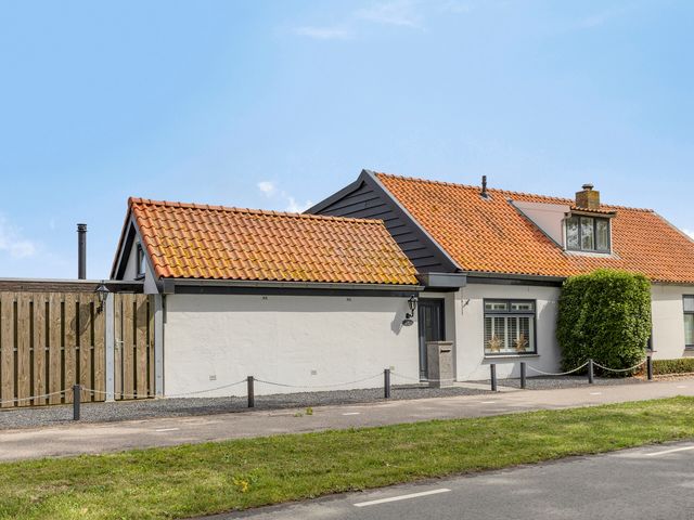 Molendijk 15, Den Bommel