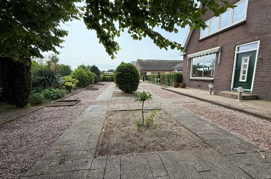 Meentdijk 8