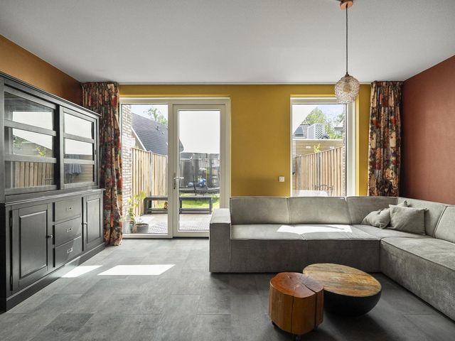 Kastanjehout 8A, Julianadorp