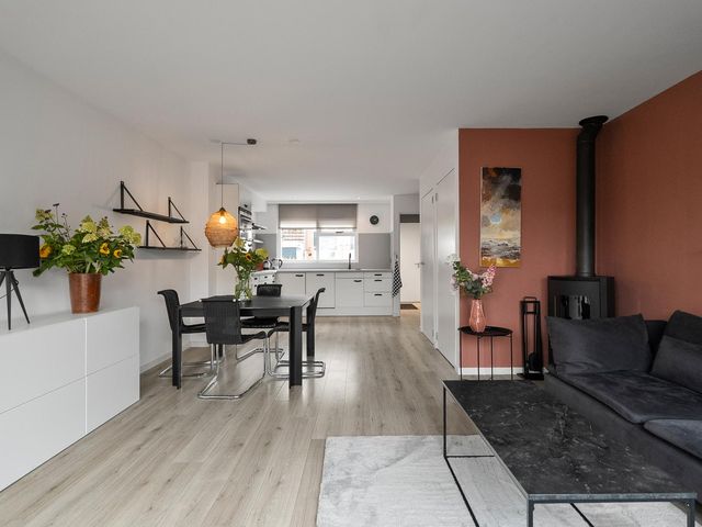 Doorzwin 1146, Julianadorp