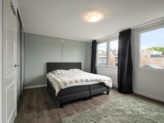 Doorzwin 1146, Julianadorp