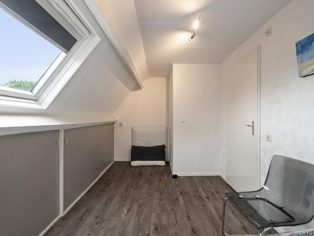 Doorzwin 1146, Julianadorp