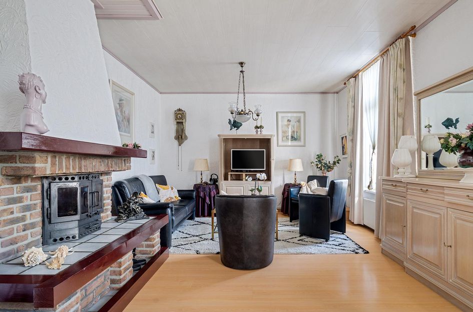 Onze-Lieve-Vrouwestraat 2