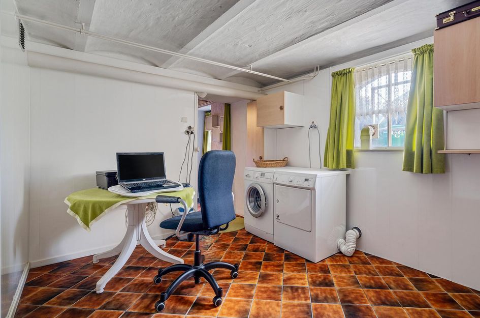 Onze-Lieve-Vrouwestraat 2