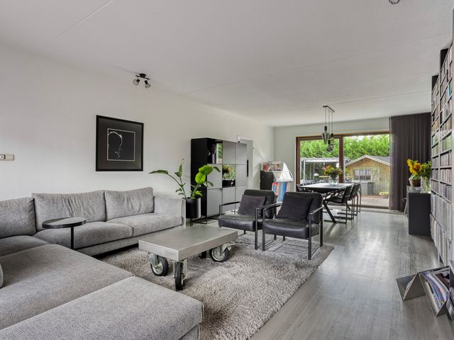 Hof te Zandeplein 20, Kloosterzande