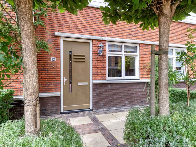 Vennemeerstraat 12, Leiden