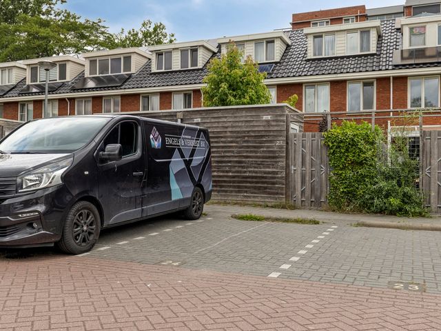 Vennemeerstraat 12, Leiden