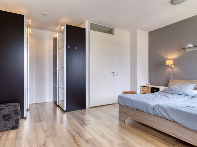 Vennemeerstraat 12, Leiden