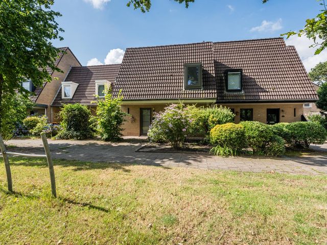 Roerdomplaan 204, Hoogeveen